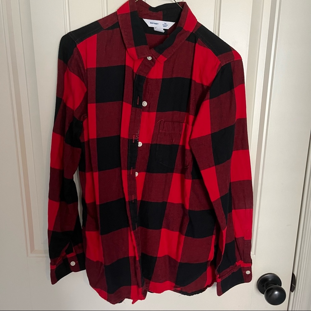 Old Navy Red Plaid Flannel Size M